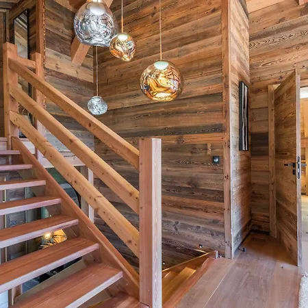 Villa 14 Personnes I Luxe I Piscine & Sauna I Salle Cinema I Le Club Combloux